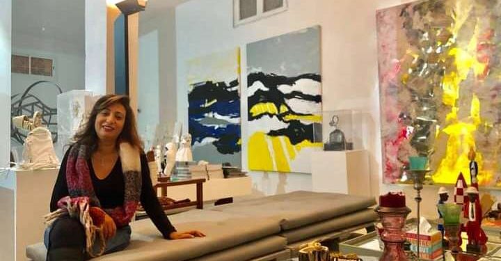 A Paris, Faten Rouissi expose sa série "Ubiquité"