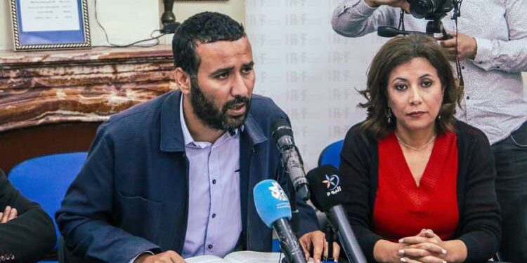 Tunisie : 17 journalistes poursuivis, selon le SNJT