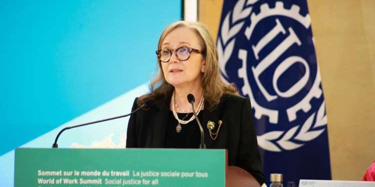 Bouden annonce le lancement du "Fonds de l'emploi et de la jeunesse"