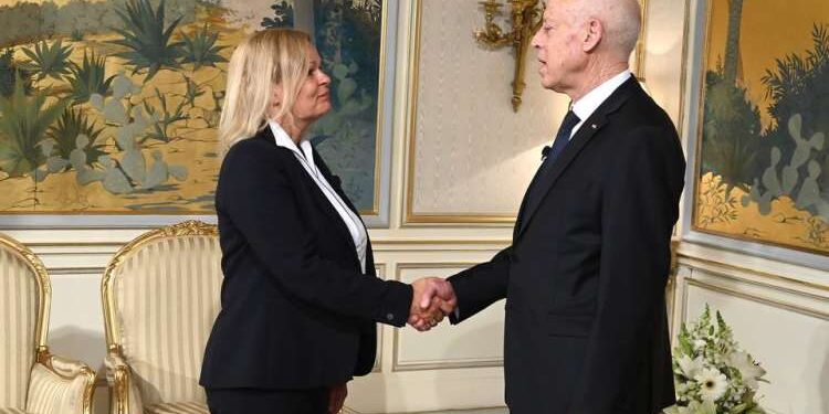 Migration : La ministre allemande de l'Intérieur insiste sur les droits de l’homme