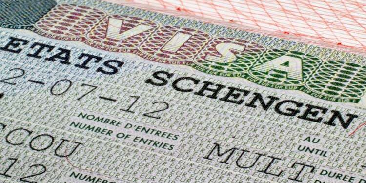 Les Tunisiens ont dépensé 430 mille dollars pour obtenir un visa Schengen
