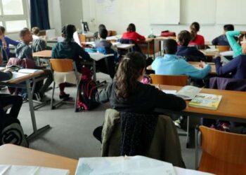 Italie : Une prof d'histoire licenciée pour avoir séché les cours durant 20 ans !