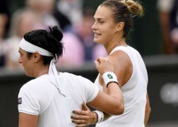 Ons Jabeur défie Aryna Sabalenka pour une place en finale de Wimbledon