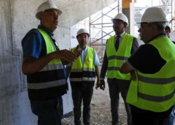 Kamel Déguiche appelle à parachever les travaux de réaménagement d'El Menzah dans les délais