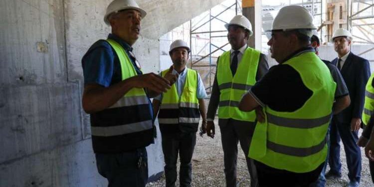 Kamel Déguiche appelle à parachever les travaux de réaménagement d'El Menzah dans les délais