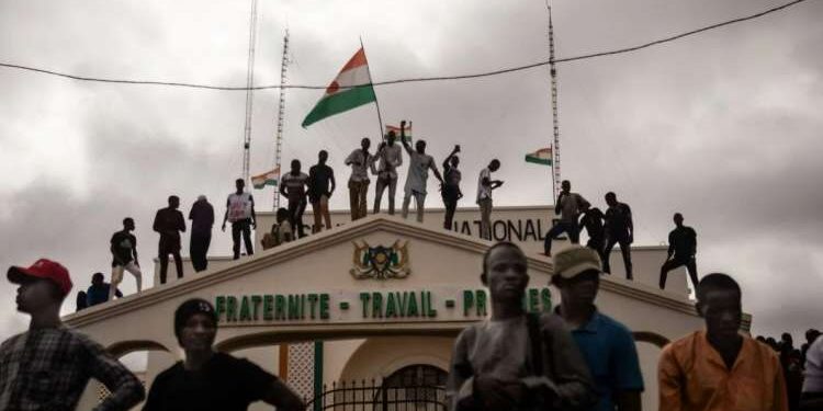 Niger : Alger refuse une autorisation de survol à la France