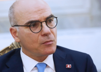 Nabil Ammar en visite en Algérie