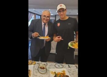 Hafnaoui friand de couscous !