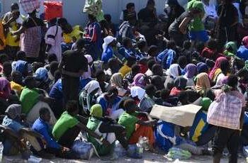 Afflux record de migrants à Lampedusa : Meloni tire la sonnette d’alarme