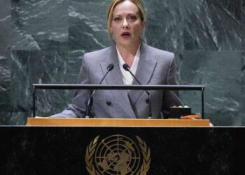 Meloni appelle l'ONU à une "guerre sans merci" contre les passeurs