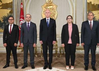 ISIE : Saied appelle les nouveaux membres à lutter contre l’argent sale