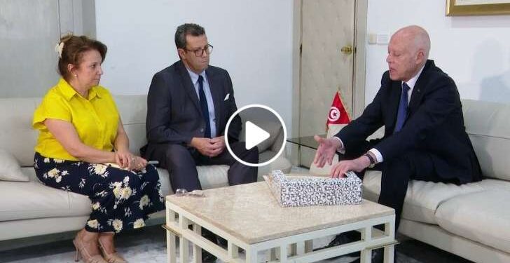 Muni de dossiers de corruption, Saied au siège de la BNA