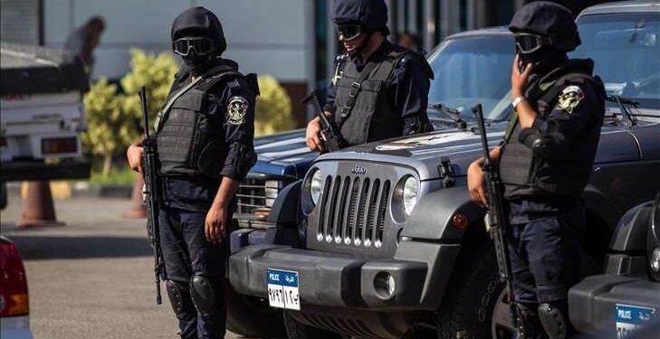 Égypte : un policier tue deux touristes israéliens et leur guide
