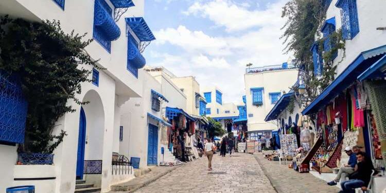 Danger, pollution et incivilités : Les motocyclettes de Sidi Bou Said