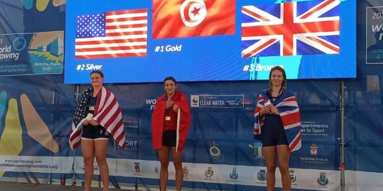 Aviron de plage : Hela Belhaj Mohamed championne du monde