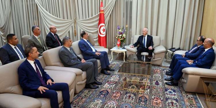 Kais Saied se réunit avec de hauts cadres sécuritaires