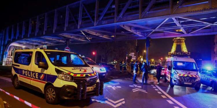Attaque au couteau à Paris : Un mort et deux blessés