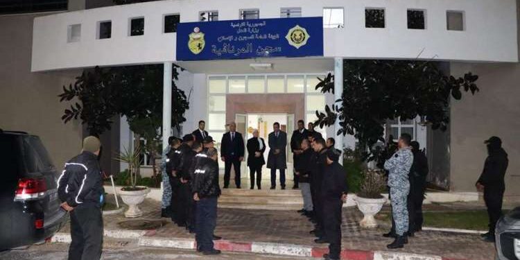 Visite surprise de la ministre de la Justice au centre pénitentiaire de la Mornaguia