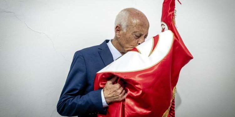 En votant, Kaïs Saïed déclare : « La richesse est grande et notre volonté est illimitée… »