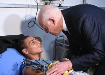 Kais Saied au chevet des blessés palestiniens
