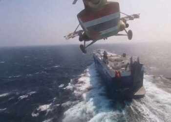 Les Houthis attaquent un pétrolier en mer Rouge