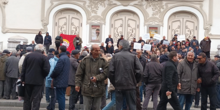 Tunisie : Les retraités menacent d’escalade