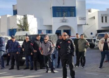 Hammamet : Des policiers protestent suite à l’arrestation de leurs collègues