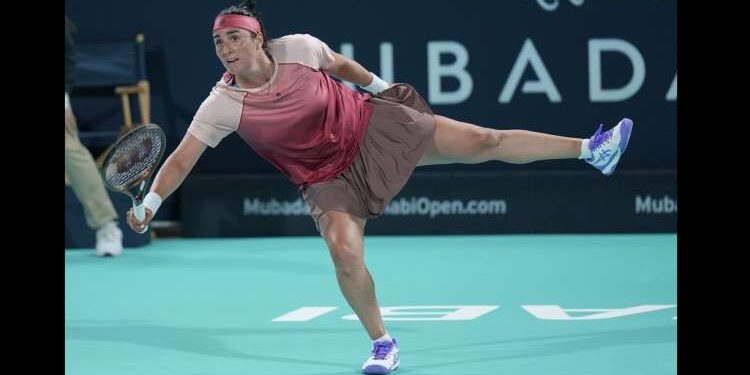 Abou Dhabi : Ons Jabeur affronte Beatriz Haddad Maia pour une place en demi-finale