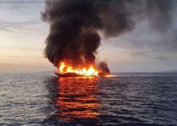 Tunisie : Une embarcation avec 152 migrants à son bord prend feu, 9 morts