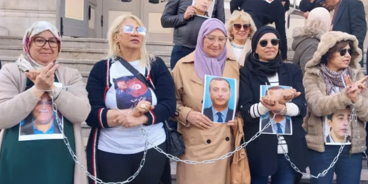 « Complot contre l’Etat » : Les familles des détenus protestent à leur manière