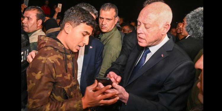 Kais Saied en visite surprise dans le gouvernorat de Kebili