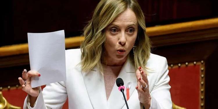 Giorgia Meloni aux anges : Très forte baisse du flux migratoire entre la Tunisie et l’Italie