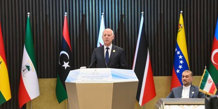 Gaz, Qatar, Iran… Quel bilan de la visite de Kais Saied en Algérie ?