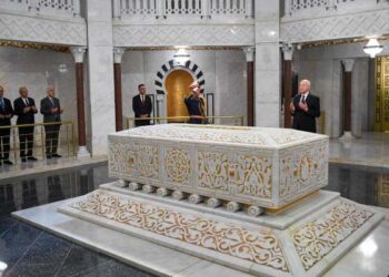 Kais Saied commémore le 24e anniversaire du décès d’Habib Bourguiba