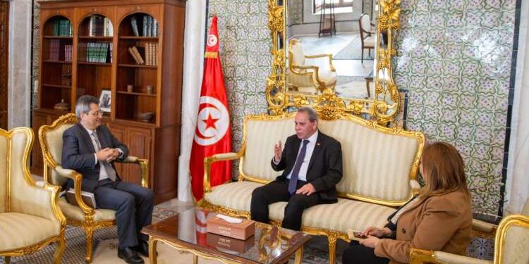 Tunisie : Pour stimuler la croissance, Hachani veut impliquer les banques