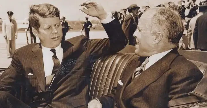 Album Photo : Bourguiba entre Eisenhower et Kennedy