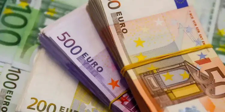 Tunisie - Frontières : Tout montant en devises de 20.000 DT ou plus doit être déclaré à la Douane