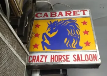 Monseigneur et Crazy Horse : Les derniers cabarets du centre-ville