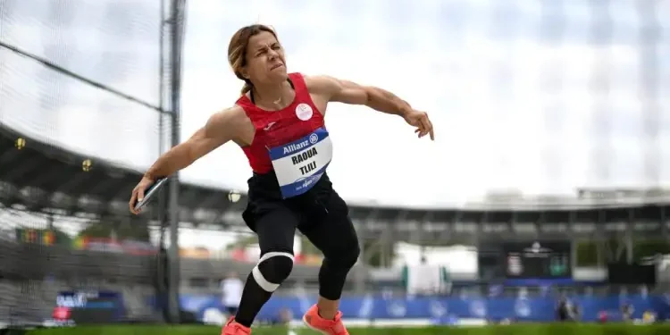Raoua Tlili, championne du monde du lancer de poids