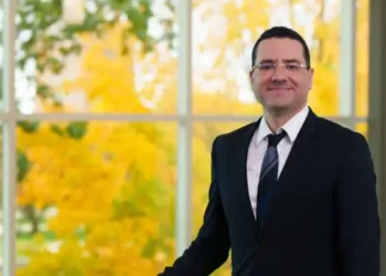 Marouane Kessentini, nommé doyen du Collège d'informatique de la GVSU dans le Michigan