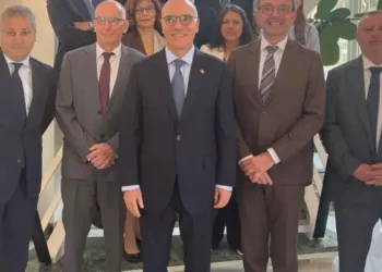 Nabil Ammar  s'entretient avec les ambassadeurs des pays de l'UE