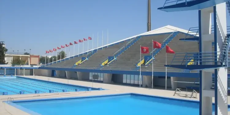 Tunisie : Le MJS planche sur la réhabilitation de la piscine olympique d’El Menzah