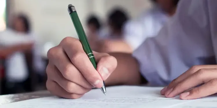 Tunisie - Baccalauréat : Arrestation d’un professeur pour fraude