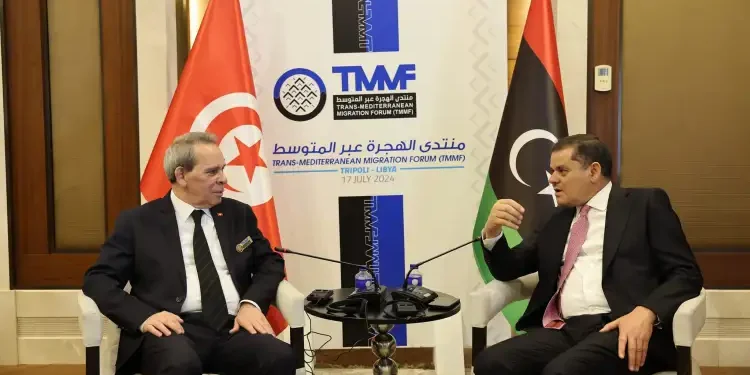 Hachani rencontre son homologue Libyen à Tripoli