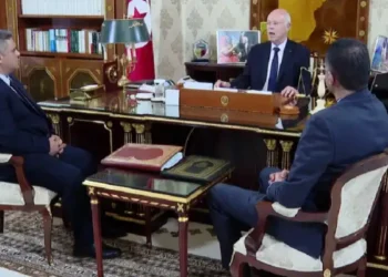 Tunisie : Saied évoque un lien entre restrictions de voyage et coupures d'eau