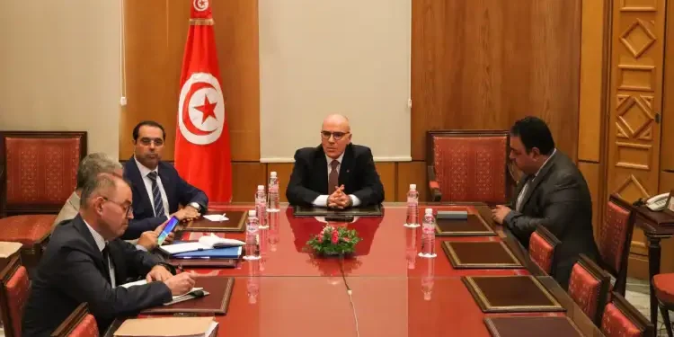 Nabil Ammar en réunion avec les diplomates pour assurer le bon déroulement de l’élection présidentielle