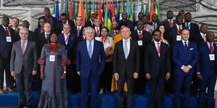 L'Italie voit une coopération spatiale avec la Tunisie et l'Afrique