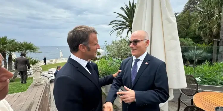 Macron : « La France déterminée à consolider ses relations avec la Tunisie »