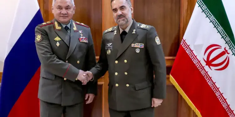 La Russie livre des systèmes de défense aérienne avancés à l’Iran, selon des médias iraniens