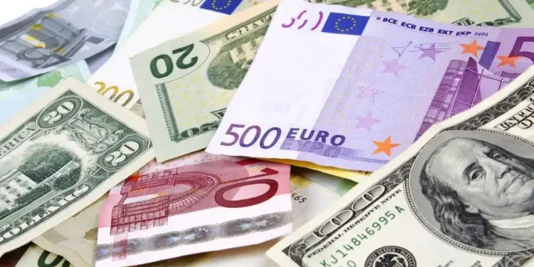 Tunisie : 10,2 milliards de dinars de recettes touristiques et de transferts des TRE